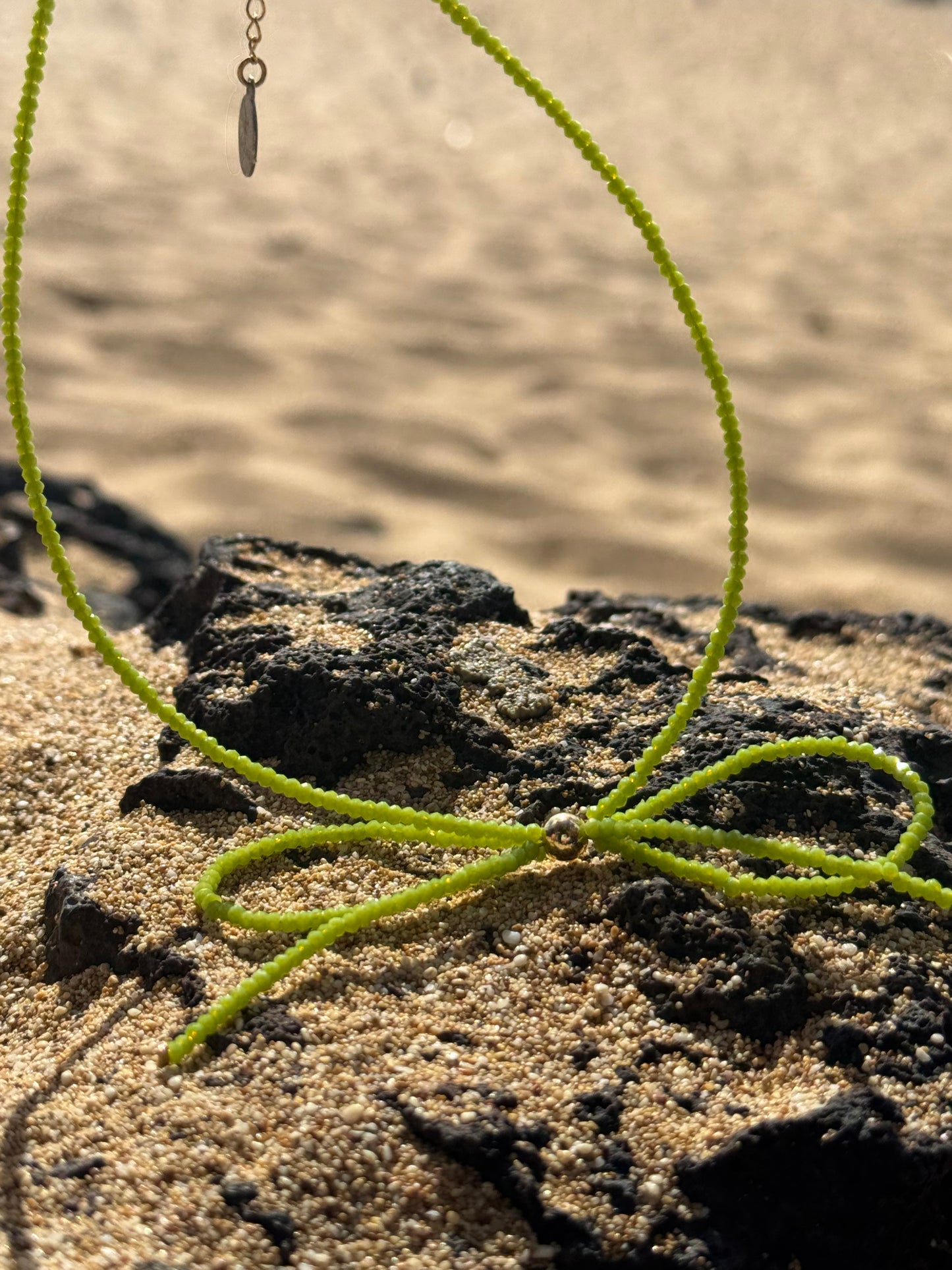 Bow Necklace