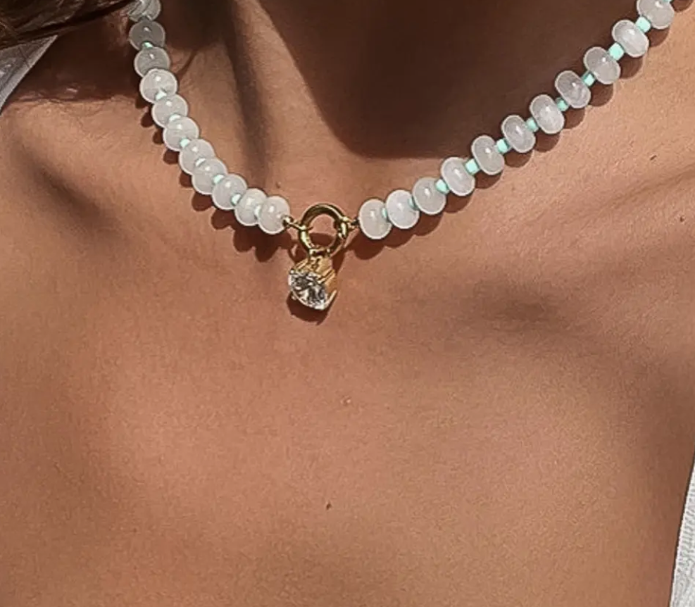 Nube Necklace