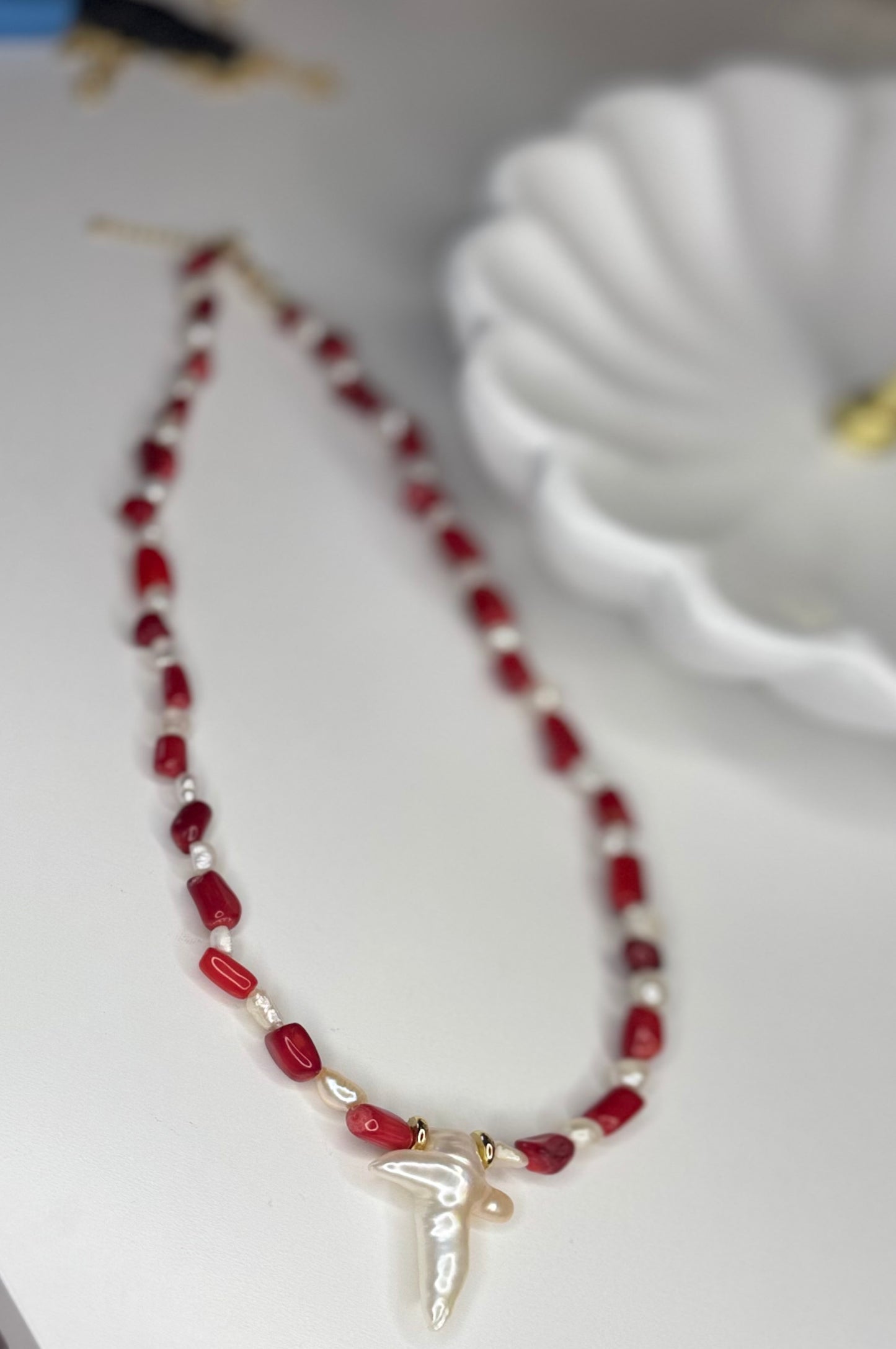 Dios es mi guía Necklace